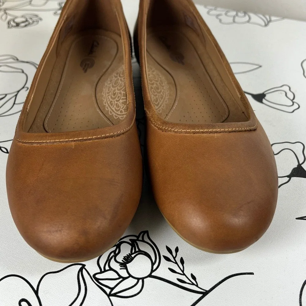 Clarks Women's Canebay Plain leather ballet flats Tan Brown Orange Stripe 8.5 M